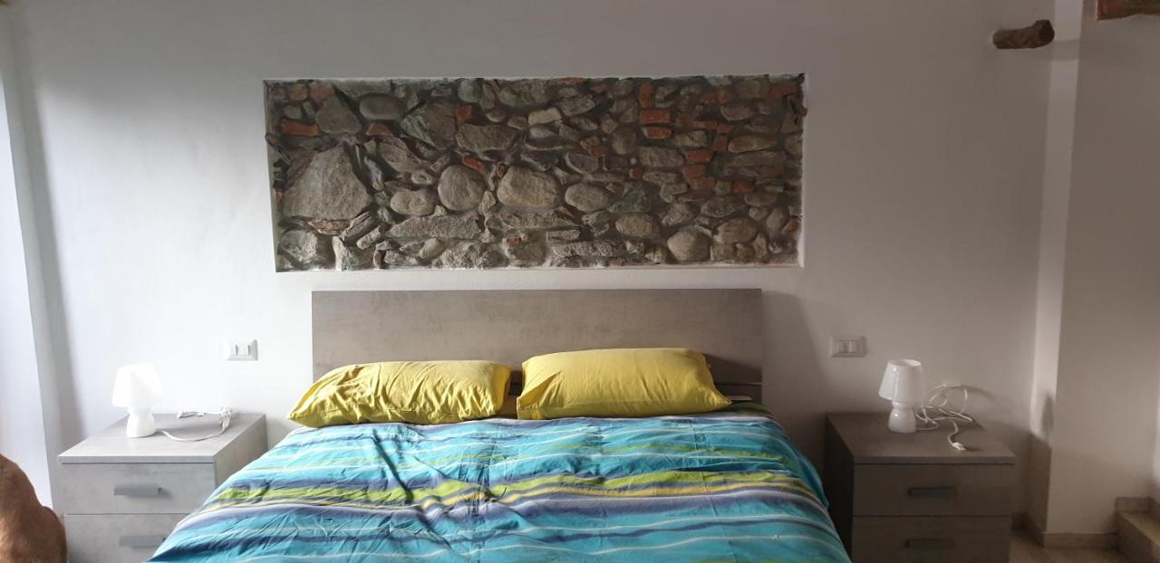 Casa Del Lago Travedona Buitenkant foto