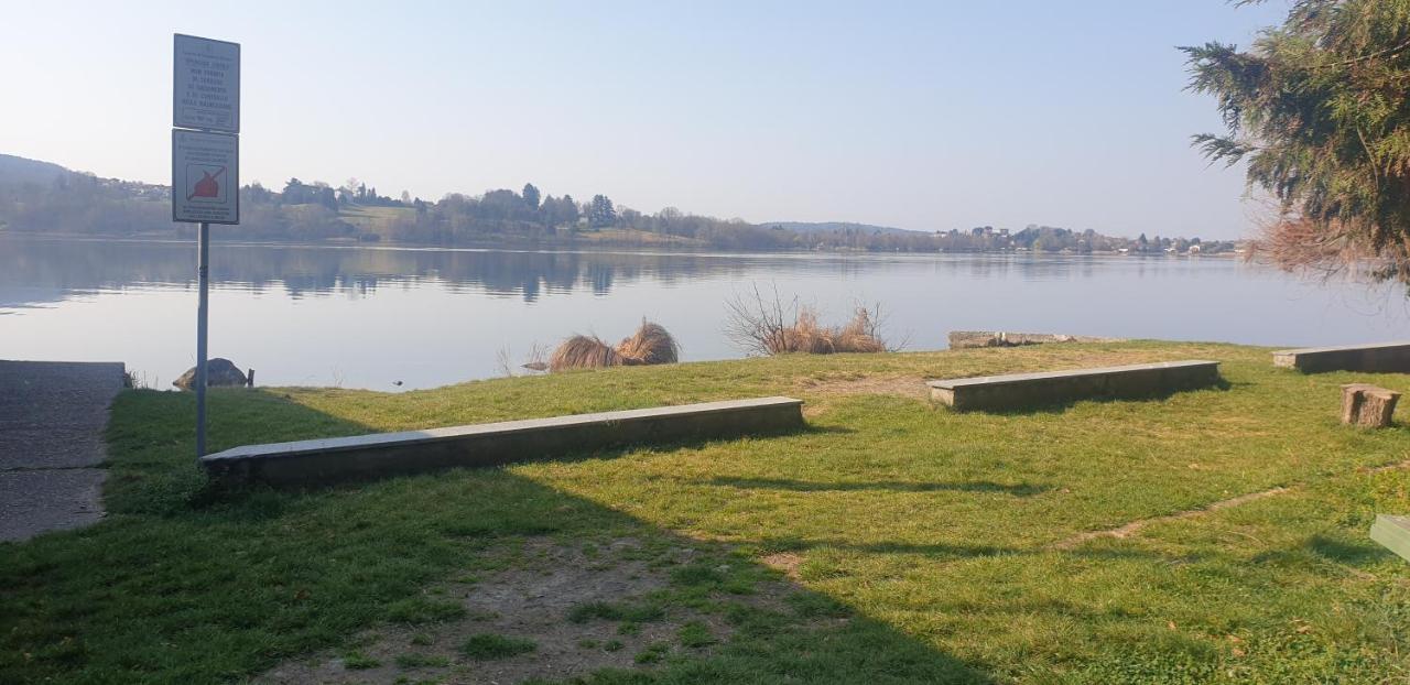 Casa Del Lago Travedona Buitenkant foto